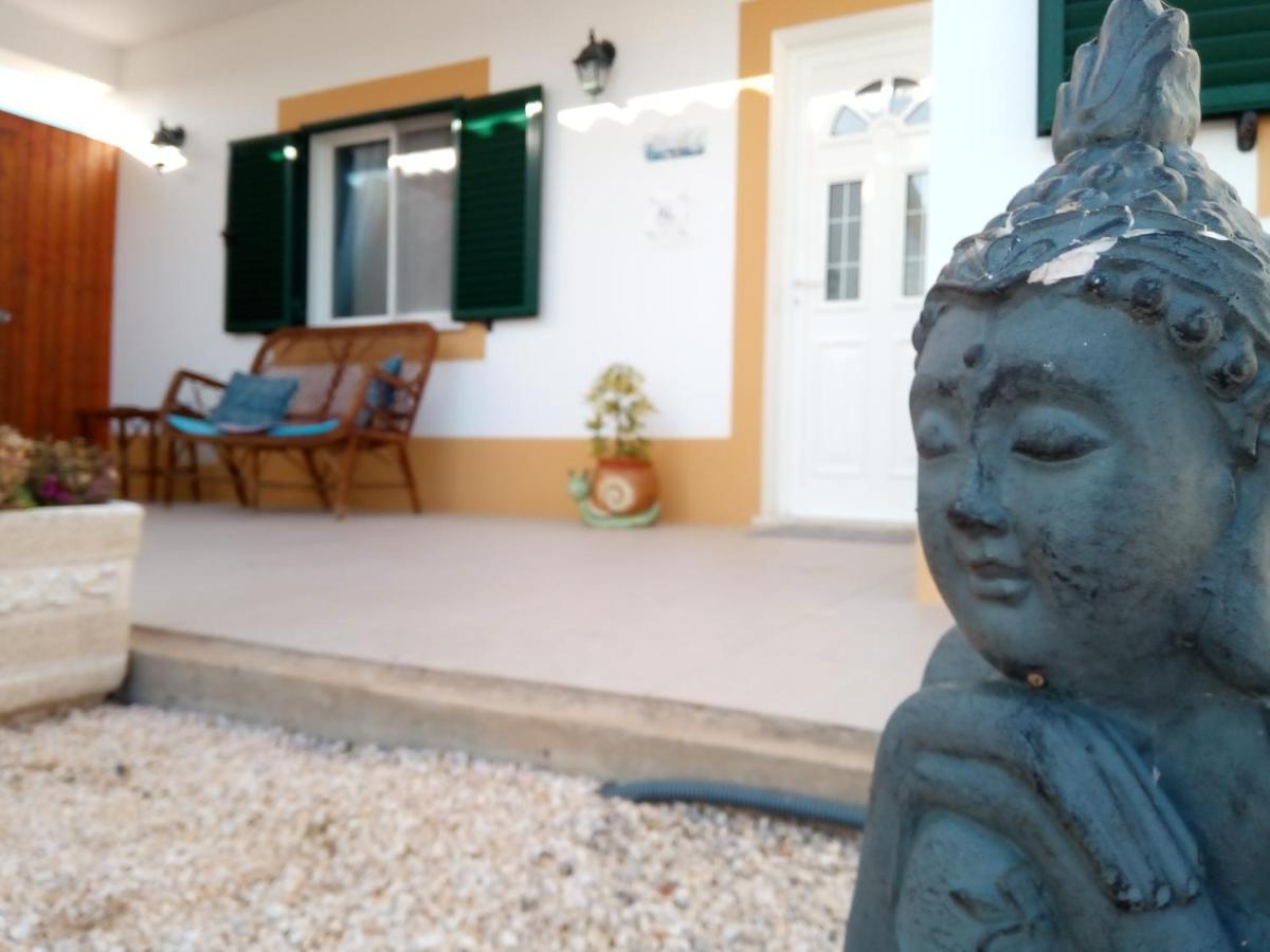 Azimute Guest House อัลเจซูร์ ภายนอก รูปภาพ